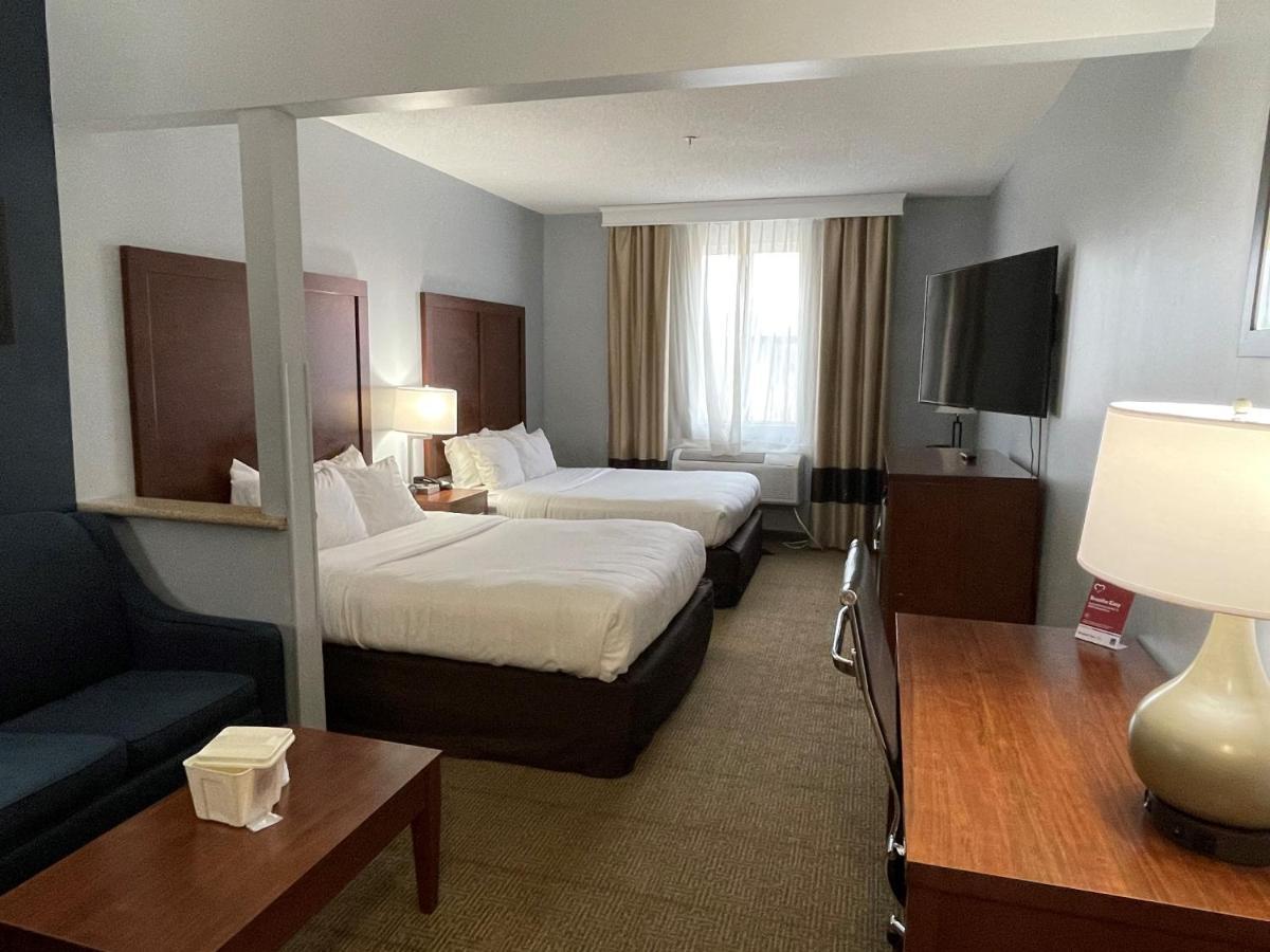 Quality Suites Waldorf Extérieur photo
