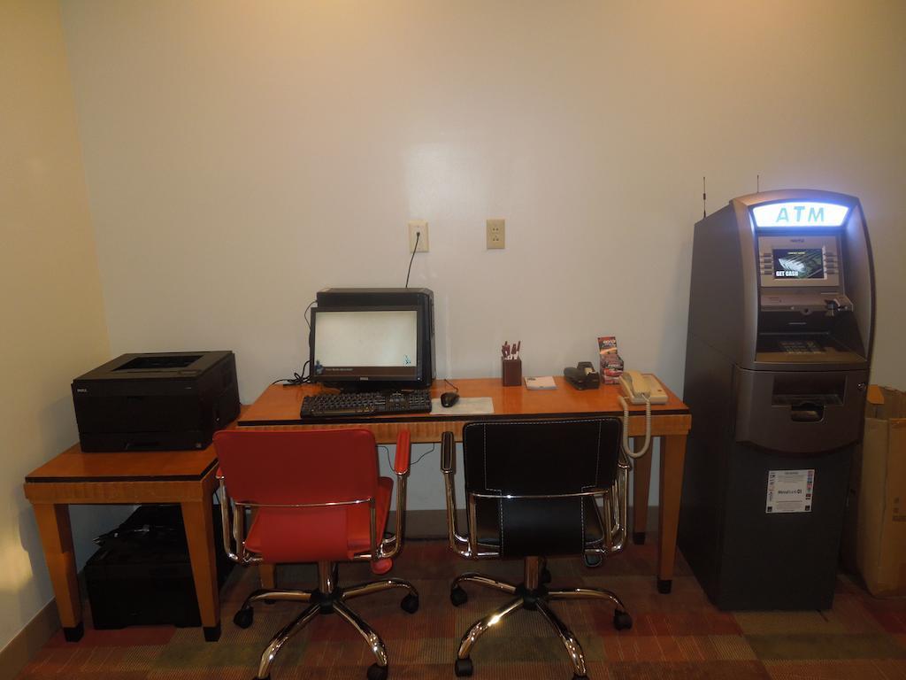 Quality Suites Waldorf Extérieur photo